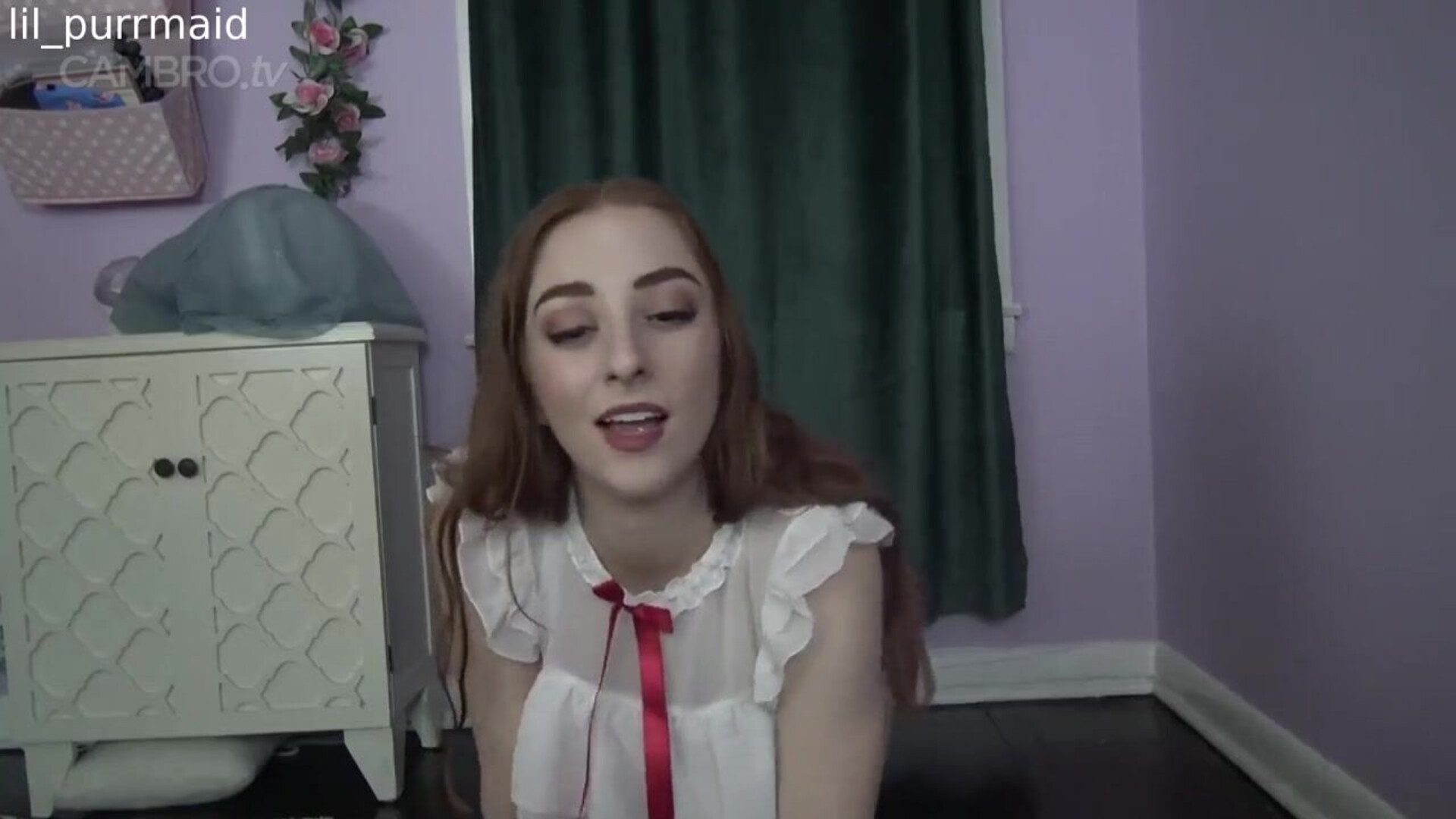 lil purrmaid Naughty Maid Facial - dildo - sucking - redhead