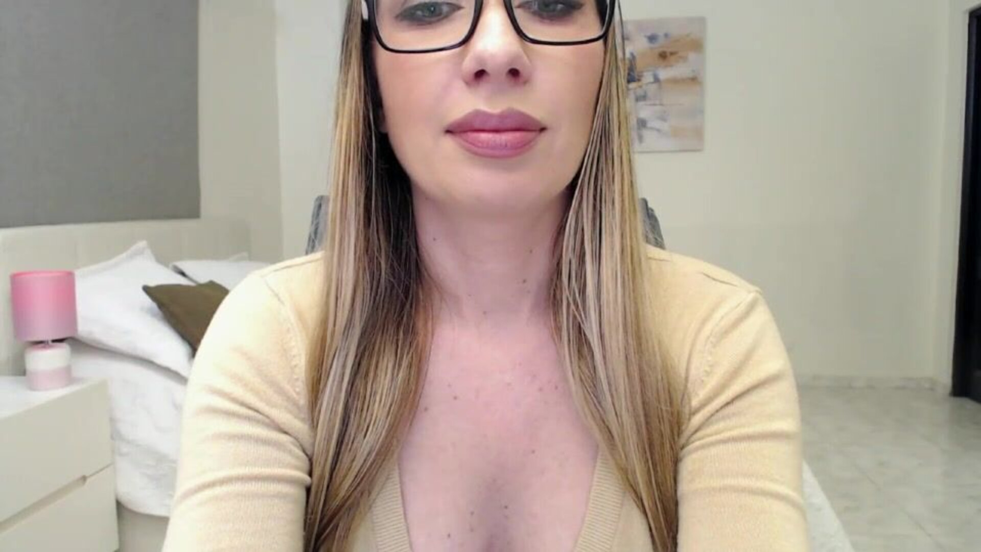 lisaklark 2025 12 04 21h04m30s - webcam