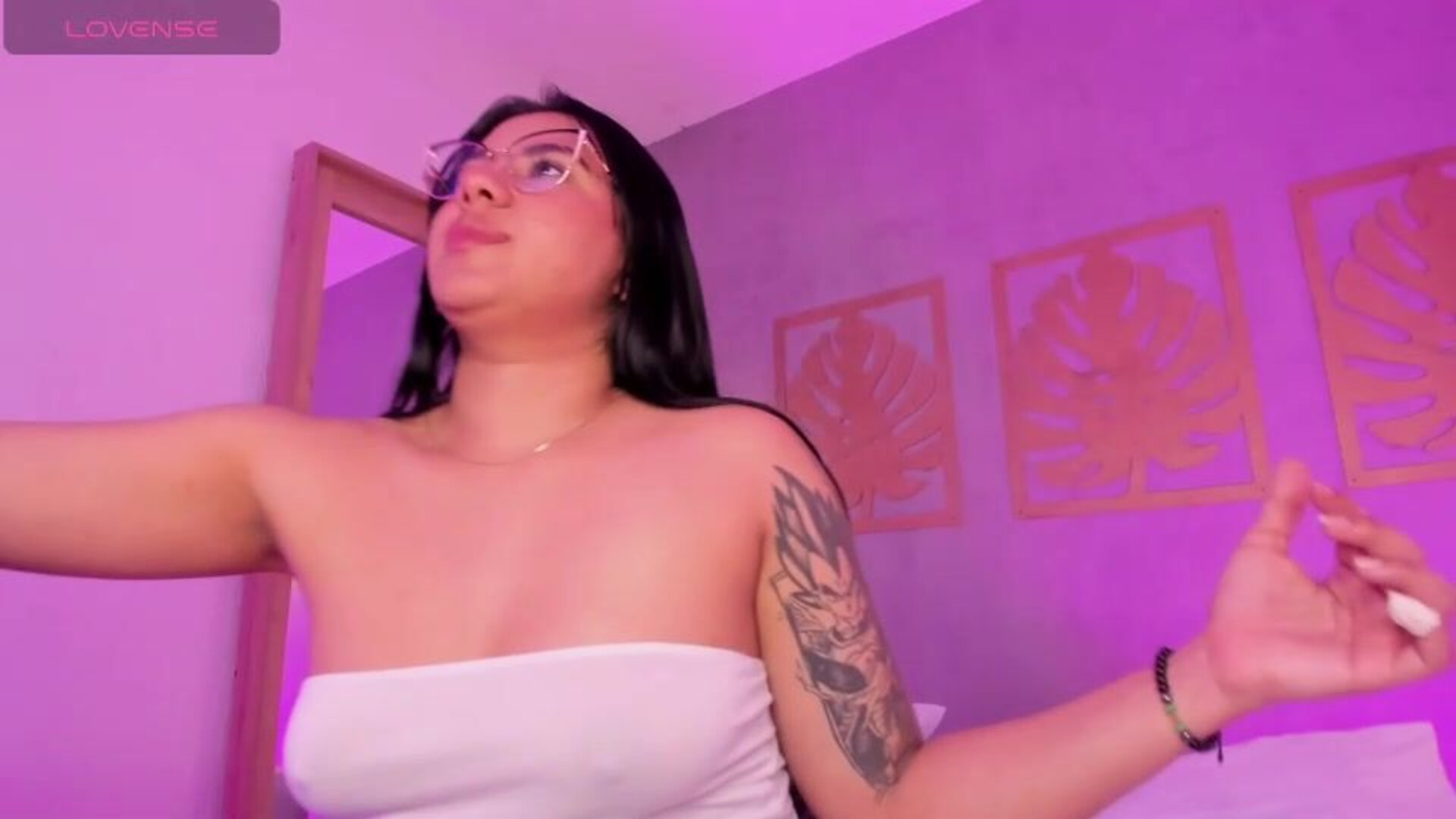 majo rose 2025 12 24 13h14m03s - webcam