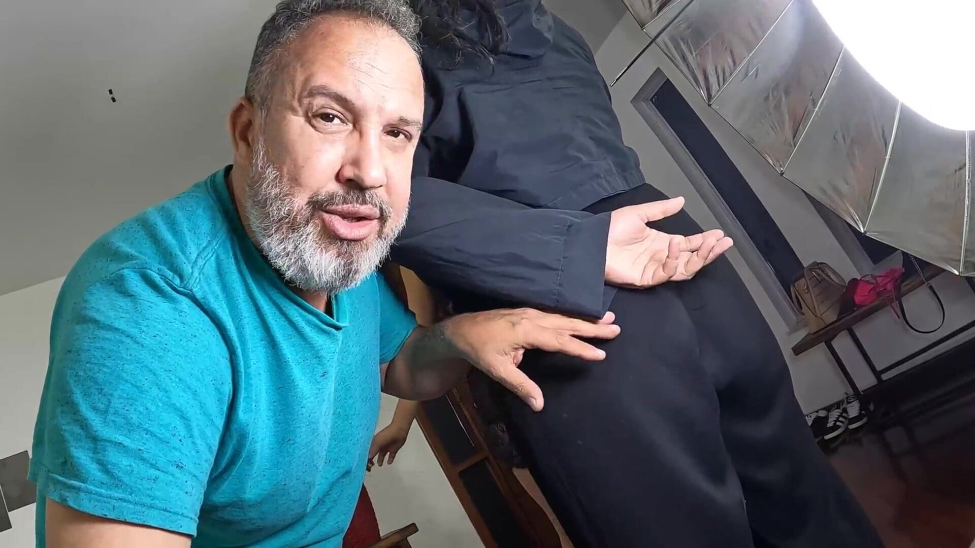 A estreia de Nikki Sol e a volta de Maria Bittencourt - nikki sol - maria bittencourt - latina - brazilian - brunette - blowjob - bts - behind the scenes - udvkacmd911