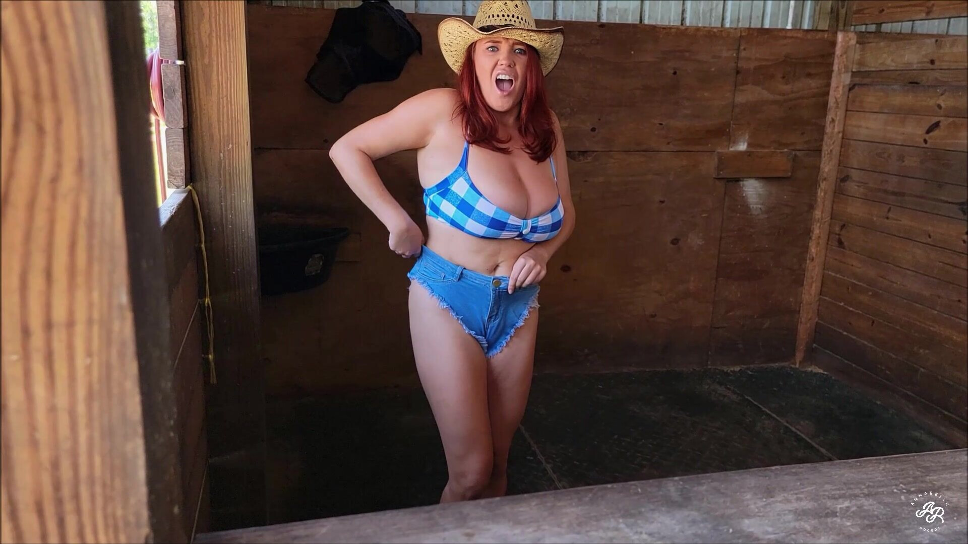 Annabelle Rogers Country Cutie Gets Caught - big tits - solo - amateur