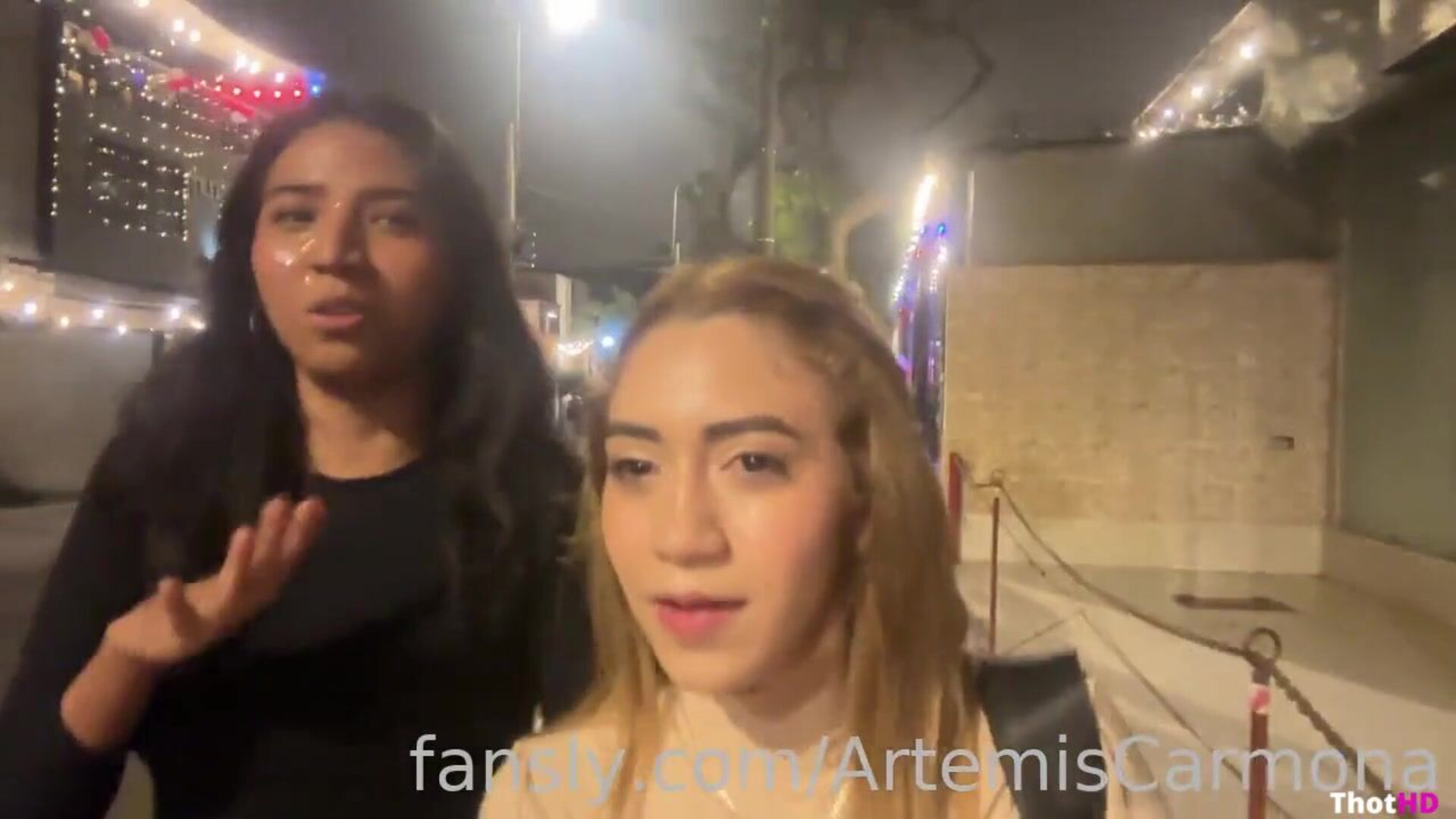 Cumwalk Artemis Carmona y Ximena Solano - blowjob - teen - latina - facial