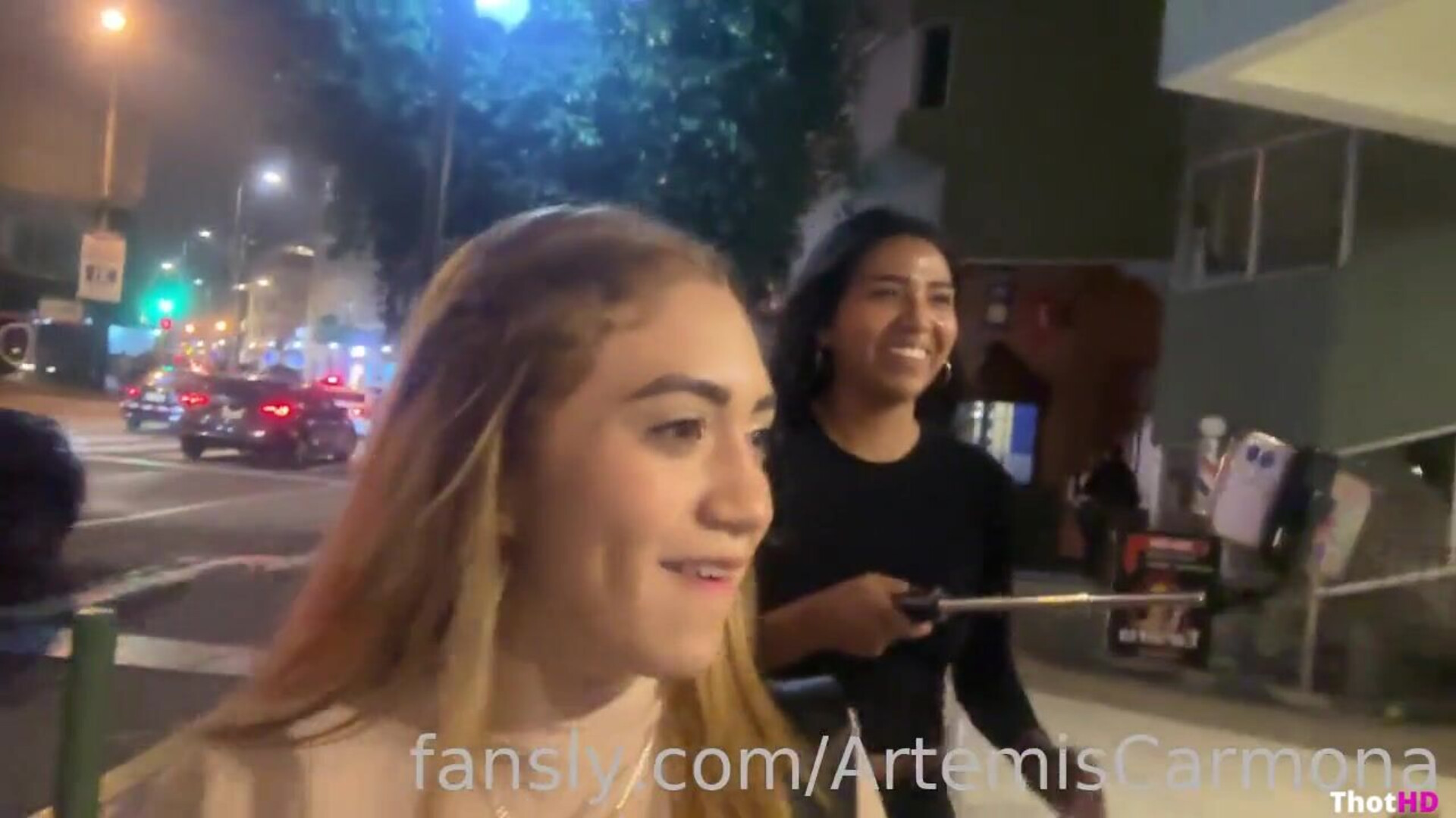 Cumwalk Artemis Carmona y Ximena Solano - blowjob - teen - latina - facial