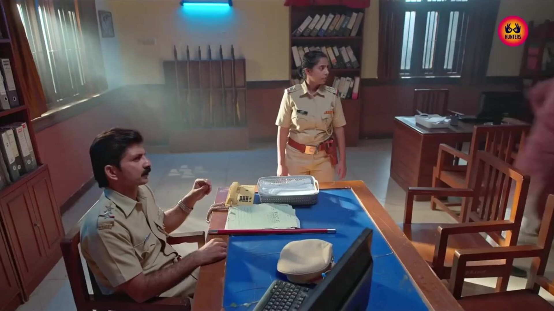 Daayan Season 01 Episode 01 to 04 (2023) Hunters Hindi Hot Web Series - ritupandey - prajaktajahagirdar - nikitabhardwaj - nikkuverma - sofiyashaikh - neelam - sapnasappu - bhargavidebi - bhargavidevi - tinanandy