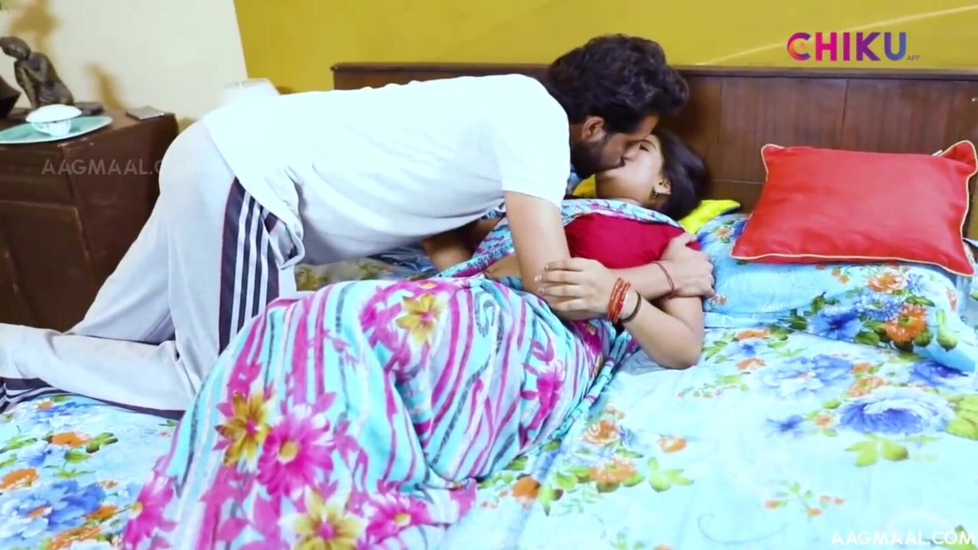 Kaamwali Unrated (2024) ChikuApp Hindi Hot Short Film - gargikhakhalary - priyagamre - bhartijha - leenasingh - prajaktajahagirdar - kairashehgal - sharonparmar - ayushibhowmick - peehukanojiya - pihu