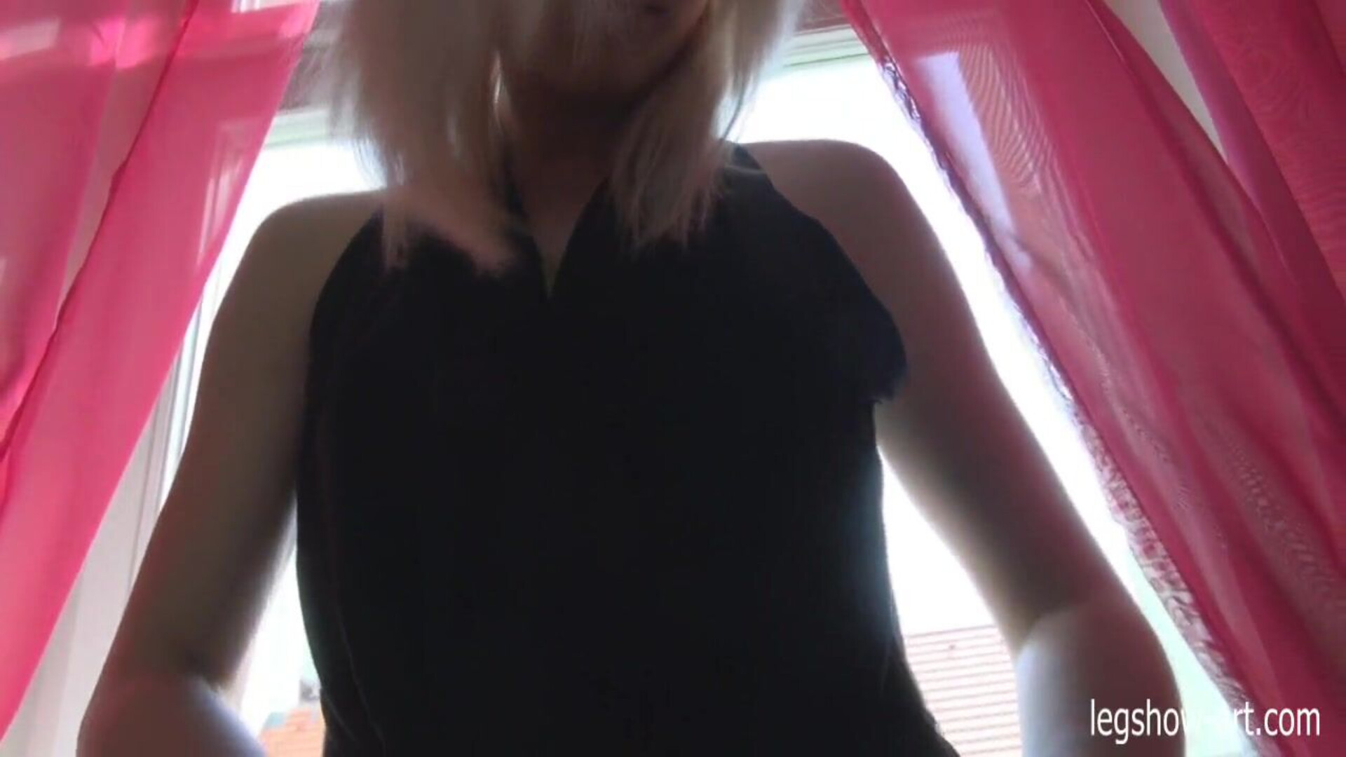 Masturbating Blonde Stockings Nylon Heels Solo Fingering - legshow-art