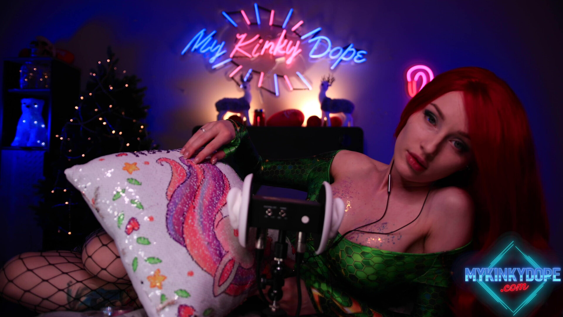 MyKinkyDope Asmr Asmr Asmr Gentle Breast Touching - red head - teen
