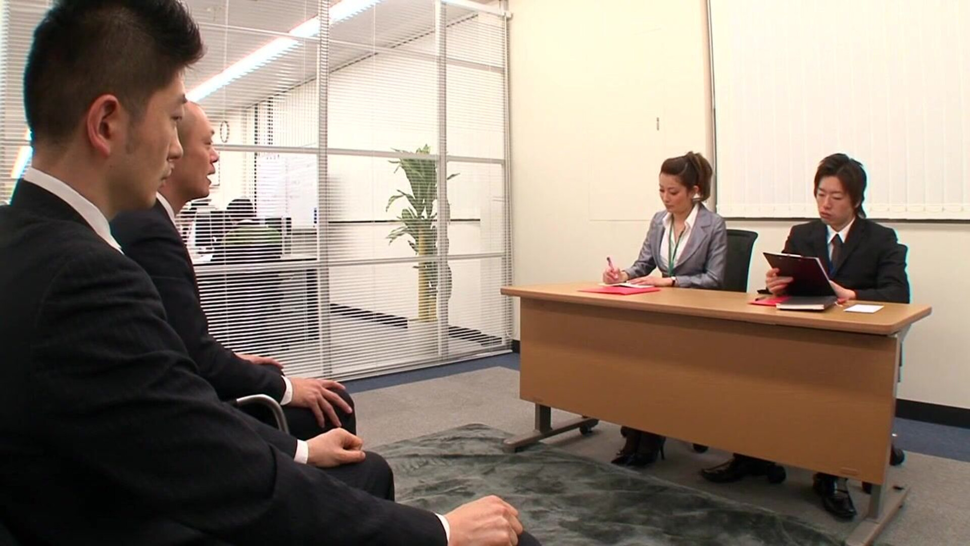 Nao Yoshizaki XXX The new office whore 720p - jav