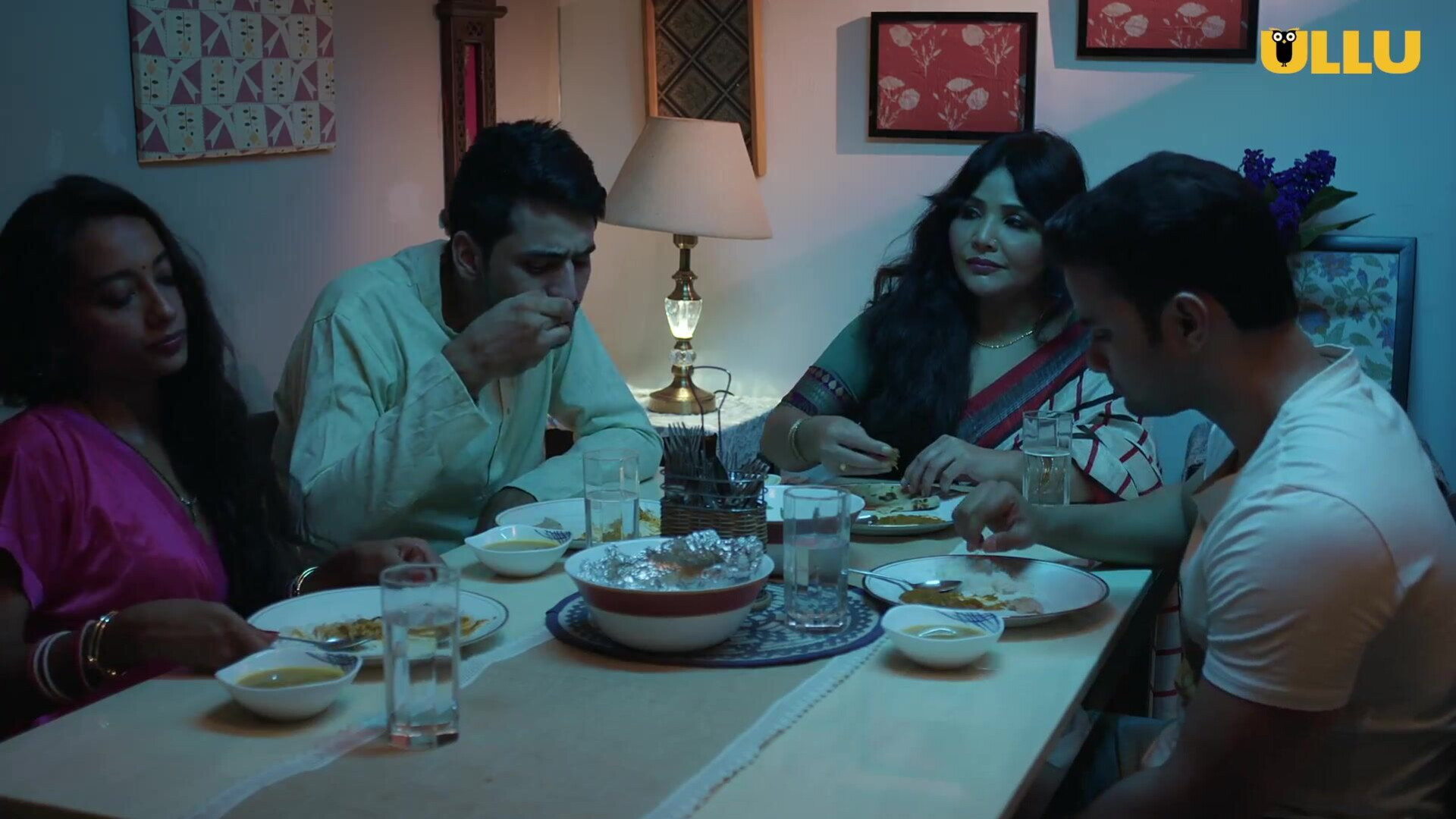 Saas, Bahu and NRI S01E02 - ass