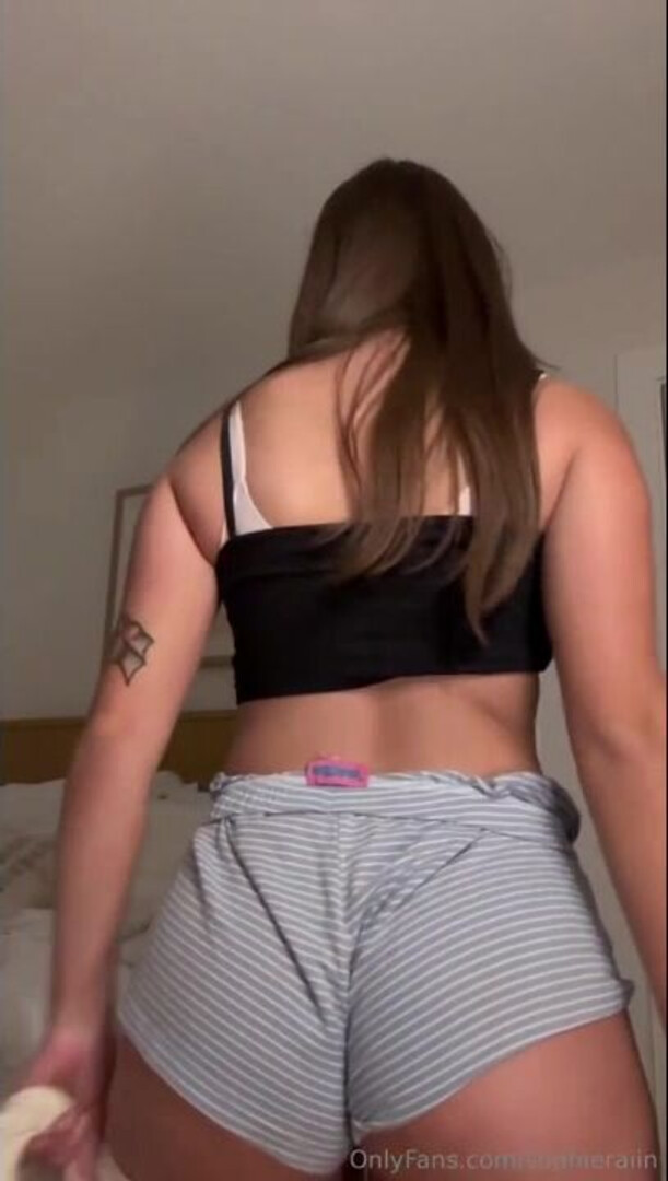 Striptease Hijkla1 - big ass - big tits - blowjob - sex - fuck