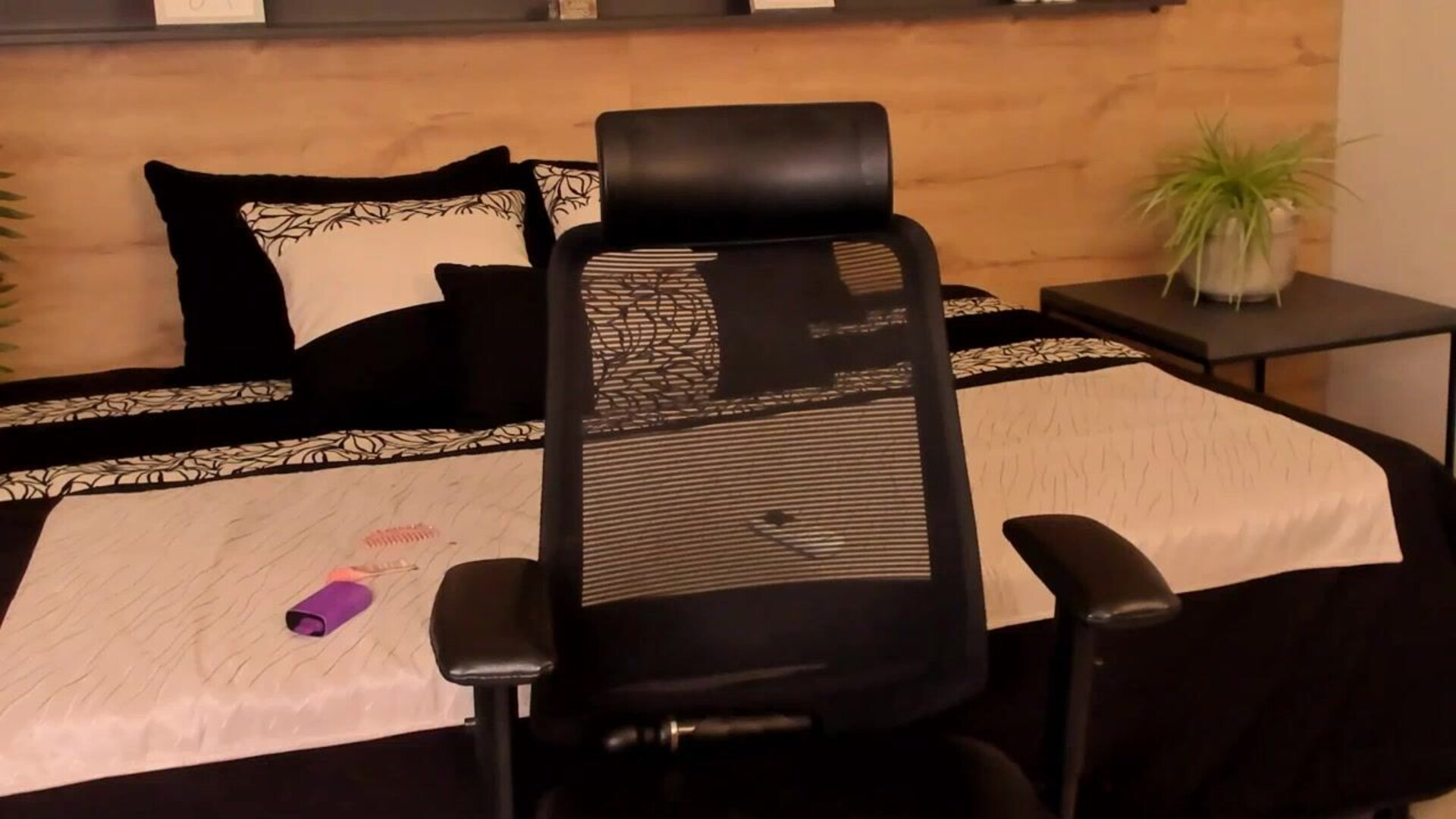 zarahbakerr 2026 01 09 19h27m37s - webcam