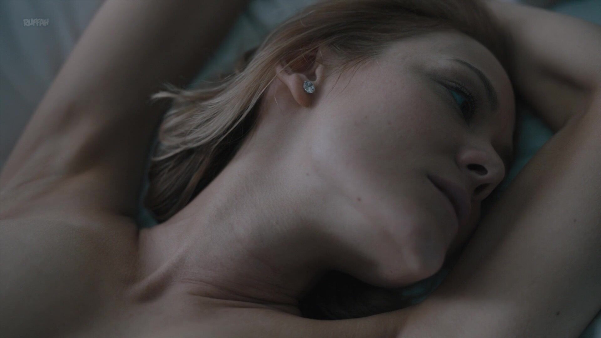 Louisa Krause, Anna Friel, Shauna MacDonald The Girlfriend Experience S02E03 - lesbian - small tits
