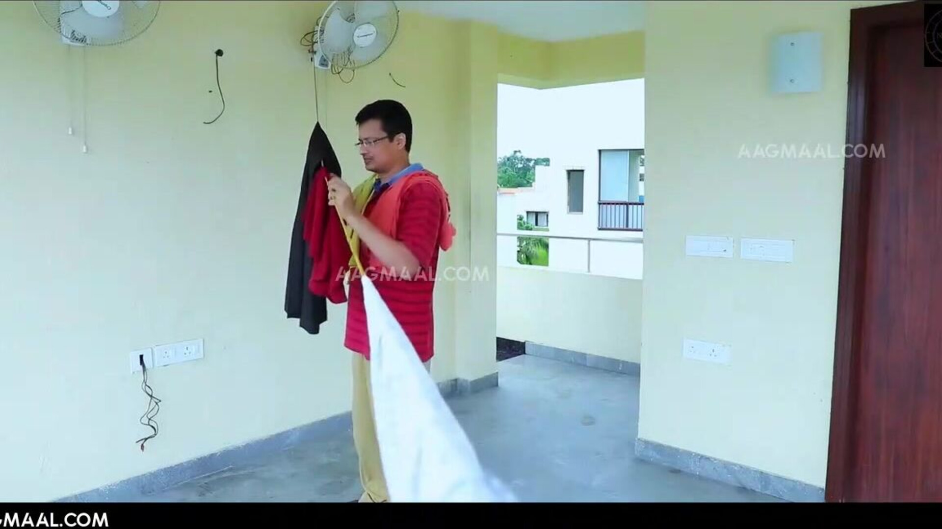 Milk The Maid Uncut - sapnasappu - tinanandy - tinadutta - sucharitabhattacharya - zoyarathore - kajalchauhan - jyotimishra - anmolkhan - fetish - blowjob