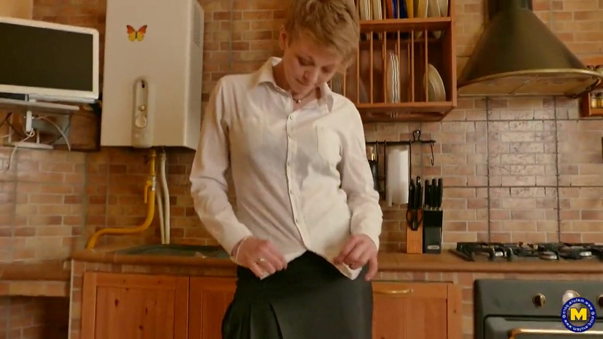 The unshorn homemaker, Nikolina, takes pleasure in getting down and dirty within the - hairy - stockings - milf - vibrator - big ass - solo - armpit - short hair - kitchen - female masturbation