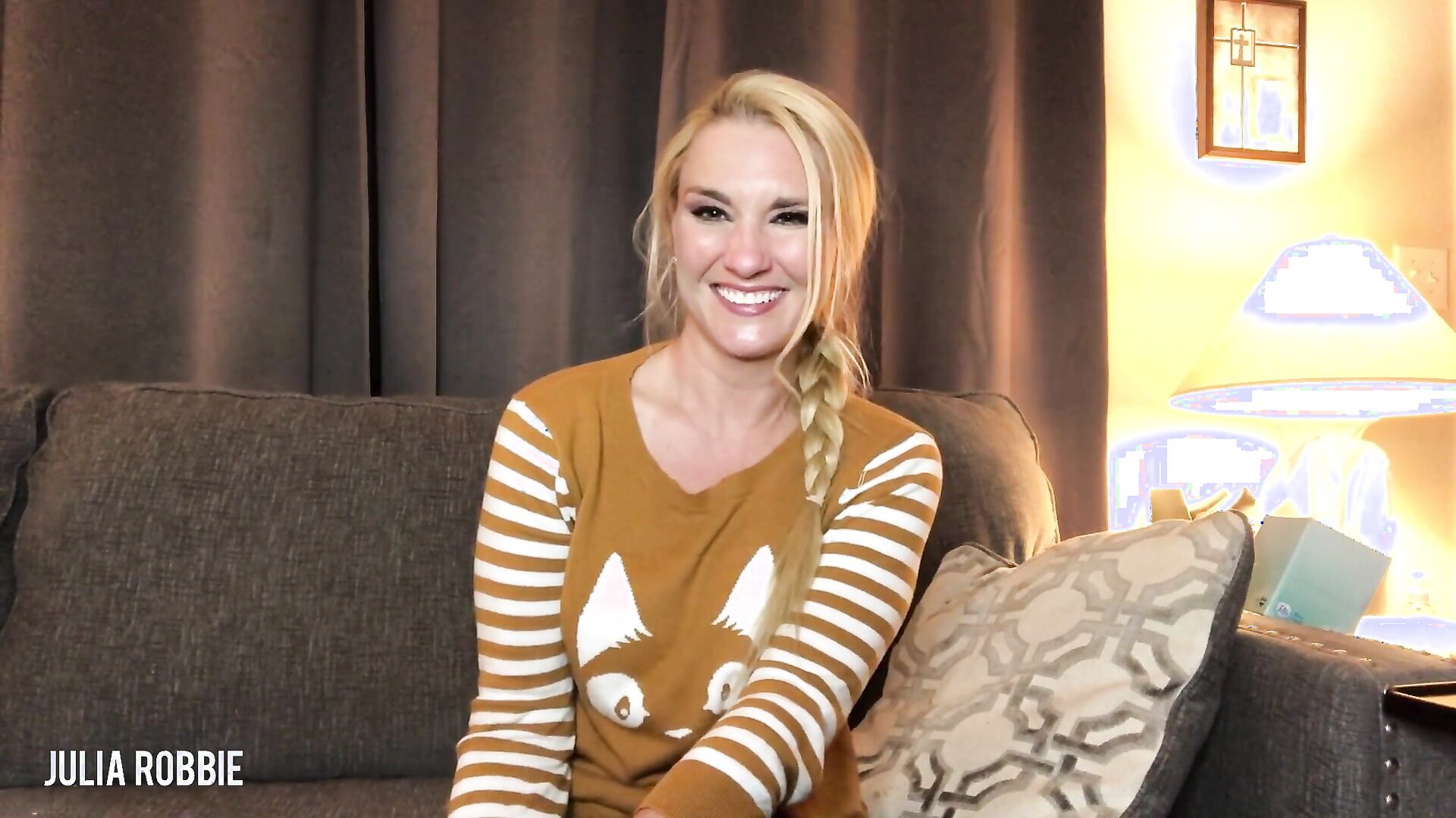 Julia Robbie - Allergic to Small Penis - ManyVids - blonde - milf - solo - dirty talk - pov - fetish - big tits