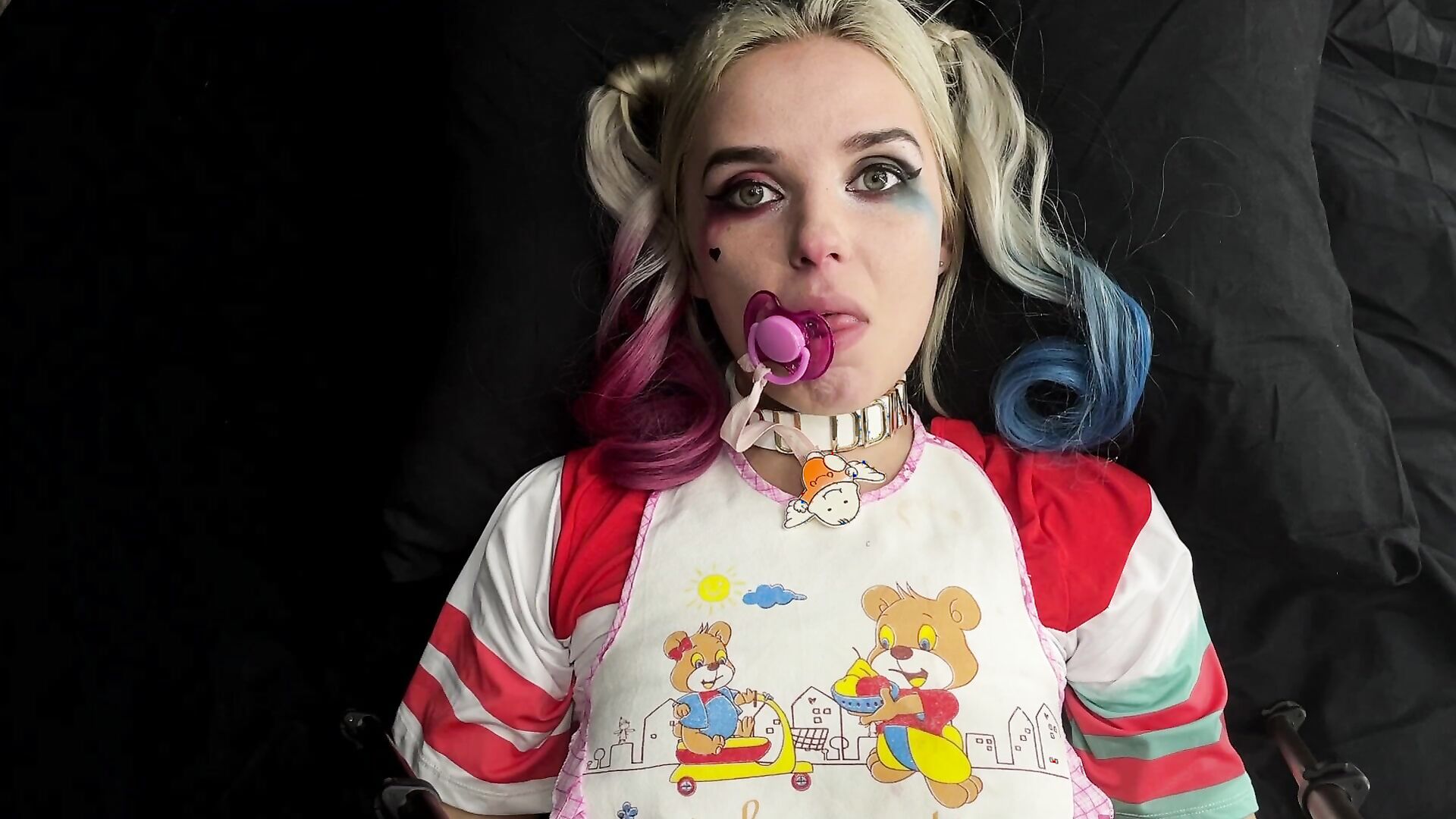 Lil cosplay slut - Harley Quinn is waiting for her daddy - ManyVids - cosplay - stepdad - teen - small tits - pov - dirty talk - masturbation - natural tits