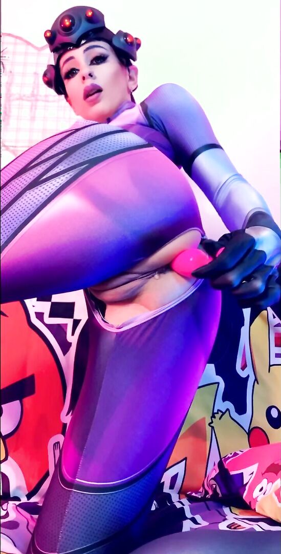 AliceBong - Widowmaker Anal Snap Vid - ManyVids - Cosplay - anal - teen - natural tits - pov - dirty talk - big dick