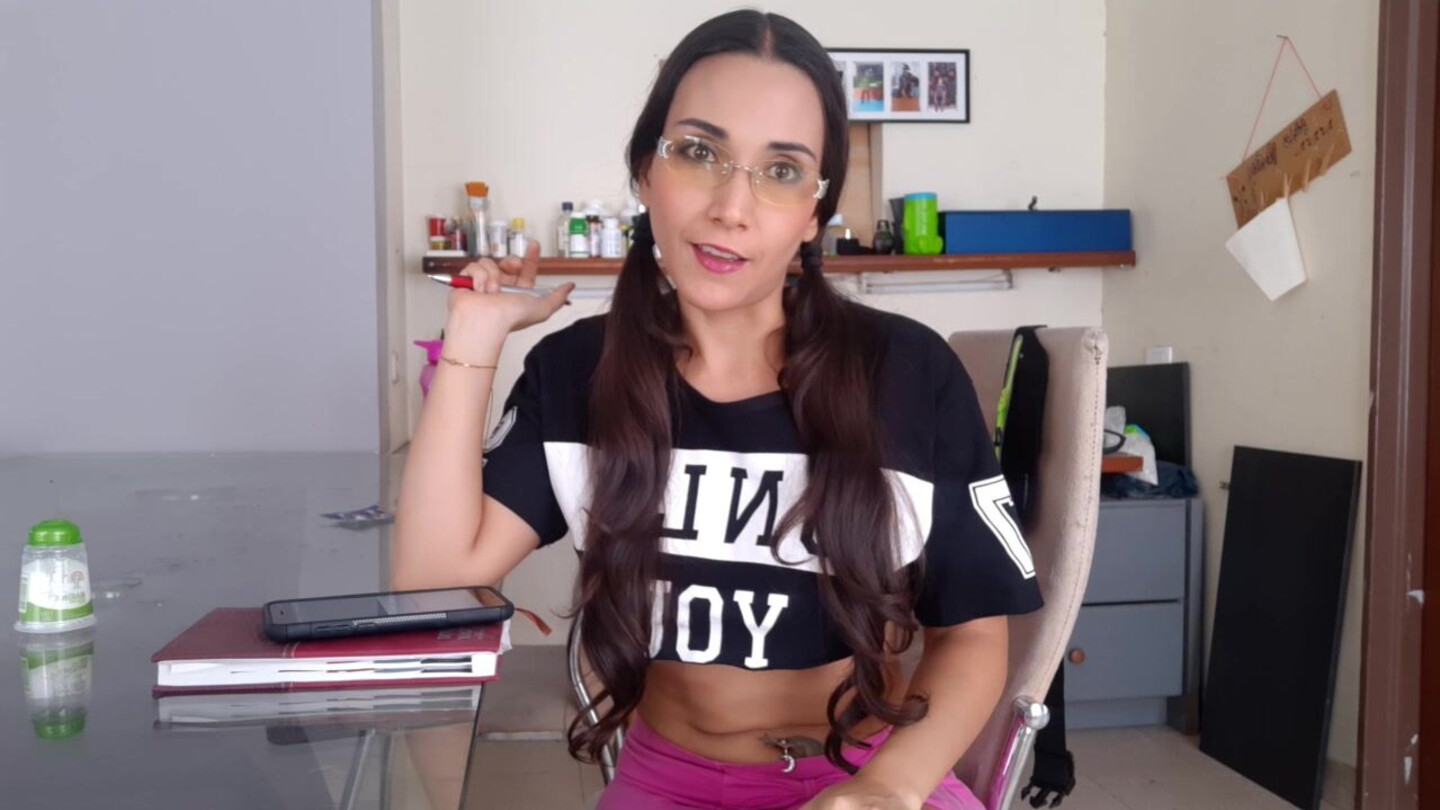 Lissie Belle - Pervy Teacher - ManyVids - teacher - milf - brunette - dirty talk - virtualsex - masturbation