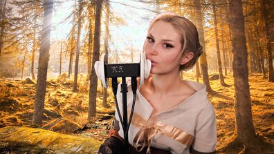 Busy B ASMR Ciri Ear Eating