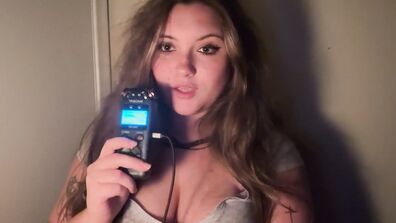 Haleys ASMR Mic Biting & Wet Mouth Sounds