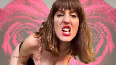 Ms. Tomorrow – bez cipki – ManyVids – cipka – fetysz – sprośne gadki – MILF – naturalne cycki – Devot – instrukcje do walenia konia – brunetka – solo