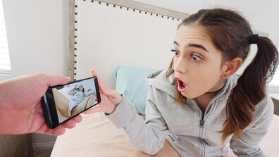 Brooke Haze - la sua figa è tutta bagnata - sislovesme - sislovesme - POV - sorellastra - adolescente - pompino - fratellastro - figa pelosa - tette piccole - figa - bruna