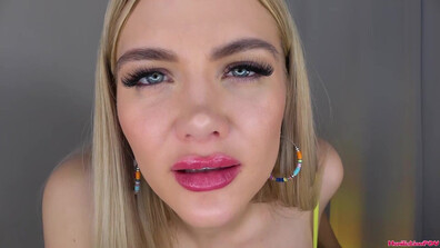 Goddess Dommelia - une attaque verbale féroce, impitoyable et implacable contre ton esprit de loser - ManyVids - blonde - MILF - gros seins - domination féminine - fétichisme - propos obscènes - POV