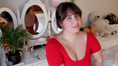 Princess Leia - Stepmom Adds Another - OnlyFans - cosplay - stepmother - pov - brunette - big tits - natural tits - dirty talk - blowjob - big dick
