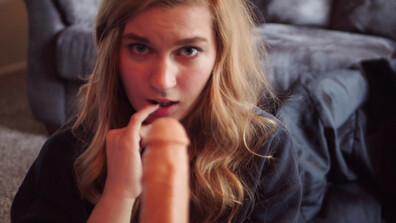 jaybbgirl - Fuck Me Daddy - ManyVids - stepdad - natural tits - teen - blonde - small tits - pov - virtualsex - dirty talk - big dick