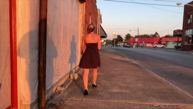 ErikaSwingz - Flashing in the Indiana Streets - ManyVids - blonde - milf - big tits - natural tits - pov - blowjob