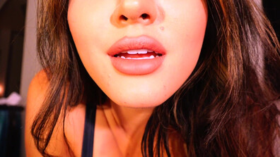Crystal Knight - Lips and Teeth Obsession - ManyVids - milf - femdom - dirty talk - fetish - fake tits - big tits - solo