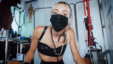 Mistress Euryale - Diaper for dripping boy - ManyVids - femdom - fetish - dirty talk - blonde - gooning - latex