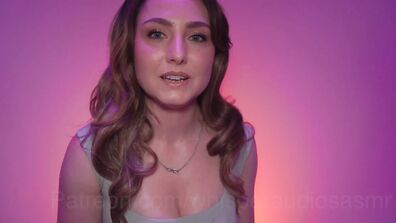 WhisperAudios ASMR Stimulating & Invigorating Hand Massage