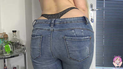 Brea Rose - Thong In Jeans - ManyVids - blonde - big tits - dirty talk - fake tits - virtualsex - milf - pov - solo