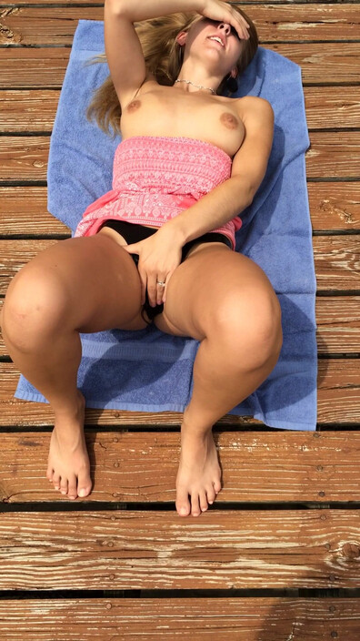 ErikaSwingz - Vibrating Panties Outdoors in Town - ManyVids - outdoor - blonde - milf - big tits - natural tits - pov - blowjob