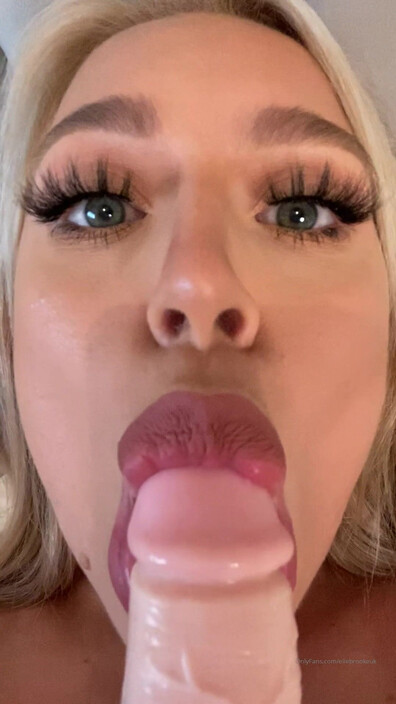 Elle Brooke - Wet Pussy Sounds Make Me So Horny! - Onlyfans - OnlyFans - pussy - blonde - pov - dirty talk - solo - teen - natural tits