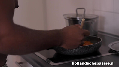 Morgan Entertainment Morgan belt aan... in haar geile ondergoedje - milf - big ass - blowjob