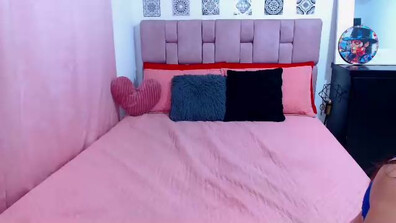 amy roger 2026 01 09 02h40m13s - webcam