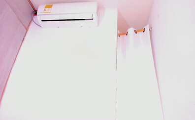 miakirshner 2025 12 26 13h36m40s - webcam
