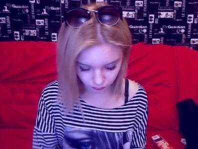 myfreecams loreanna 2017 04 04 07 32 57 naked - blonde - ukraine - loreanna - im_yoonha - webcam