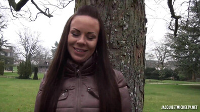 Amber 26ans future croupire - milf - blowjob - big ass