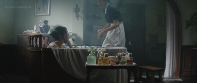 Kim Min Hee & Kim Tae Ri The Handmaiden (KR 2016) - lesbian - asian - small tits