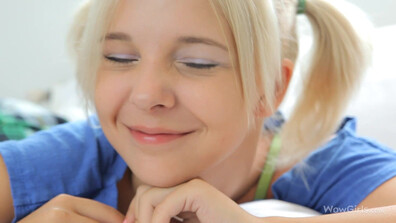 Monroe Blonde Angel - solo - small tits