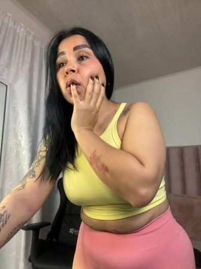 Natural Bigass Ninasc 2025 12 5 5 21 - webcam