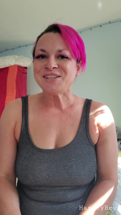 harleyrey mommy caught you sniffing dirty socks - milf - big ass - big tits - mom - mommy - solo - masturbation