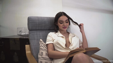 Seltin Sweet - hot - babe