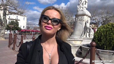 Joanna 30years old stewardess - milf - blowjob - big ass