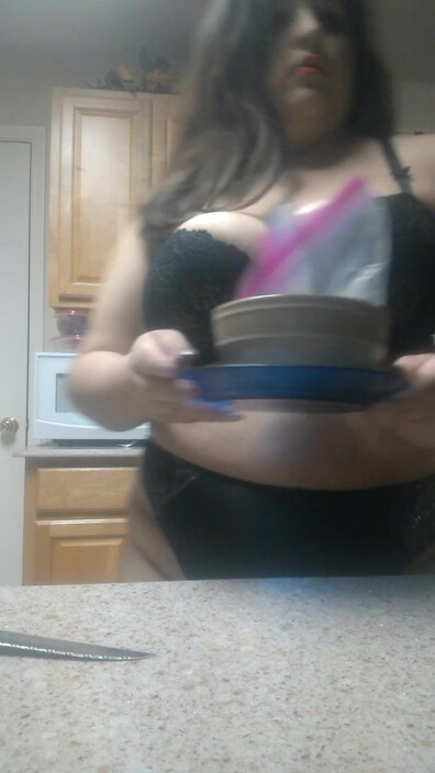 Missbustylatina Home Alone In The Kitchen - bbw - solo - big tits