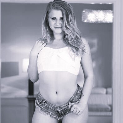 rubia de buen ojete - babe - cute