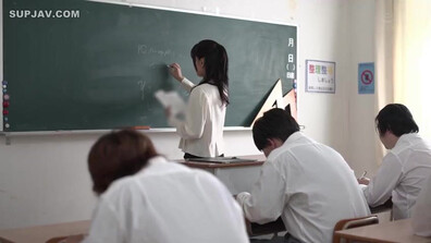 ROE 428 Una visita de gangbang de gratitud y odio a la maestra que nos enseñó - maestra - abusada - en - la - escuela